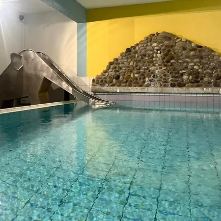11 - Ferienresidenz Roseneck, 2 Schlafzimmer, Mit Schwimmbad In Bei Feldberg アパート トートナウベルク